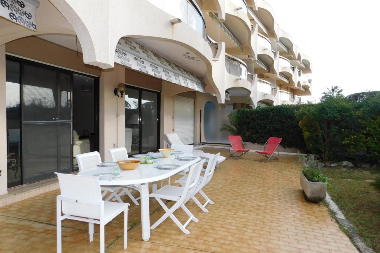 Air-Conditioned 4-Room "Marine Villeneuve" Flat With Pool And Parking Exteriér fotografie